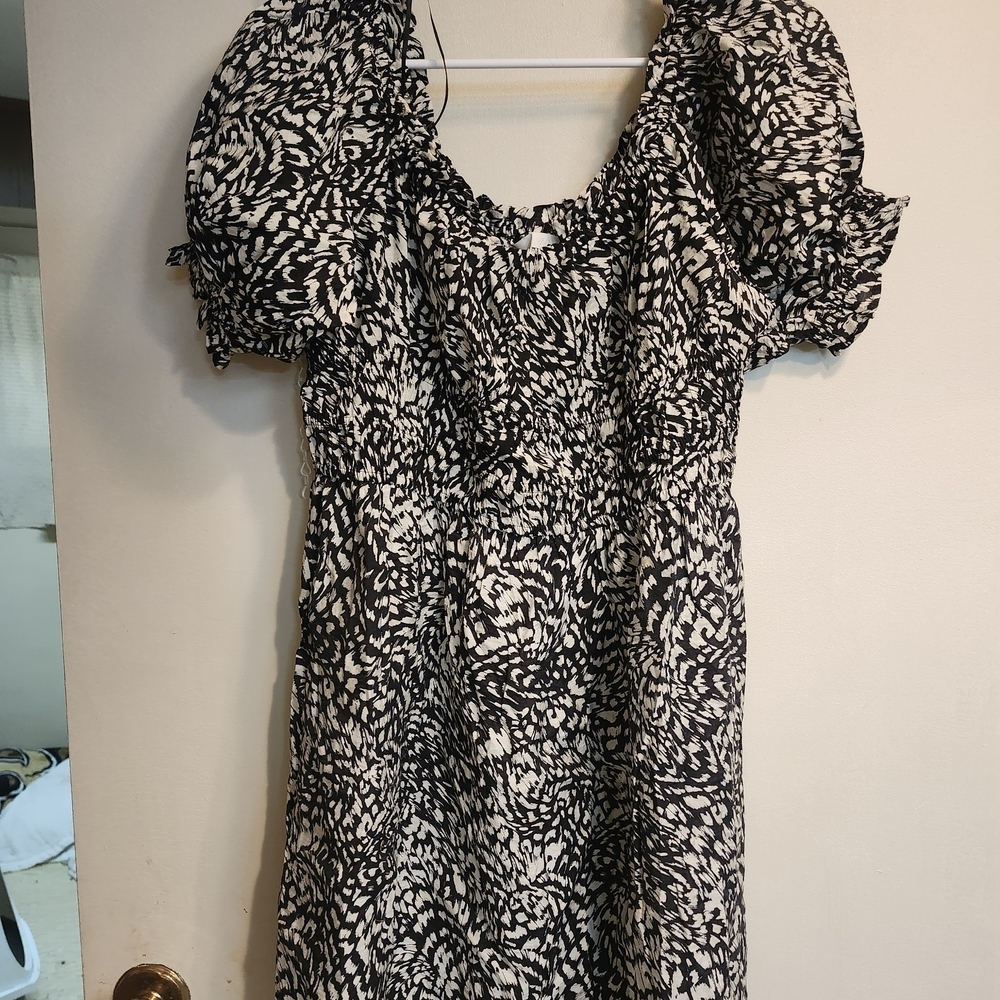 H&M Black and White Mini Dress